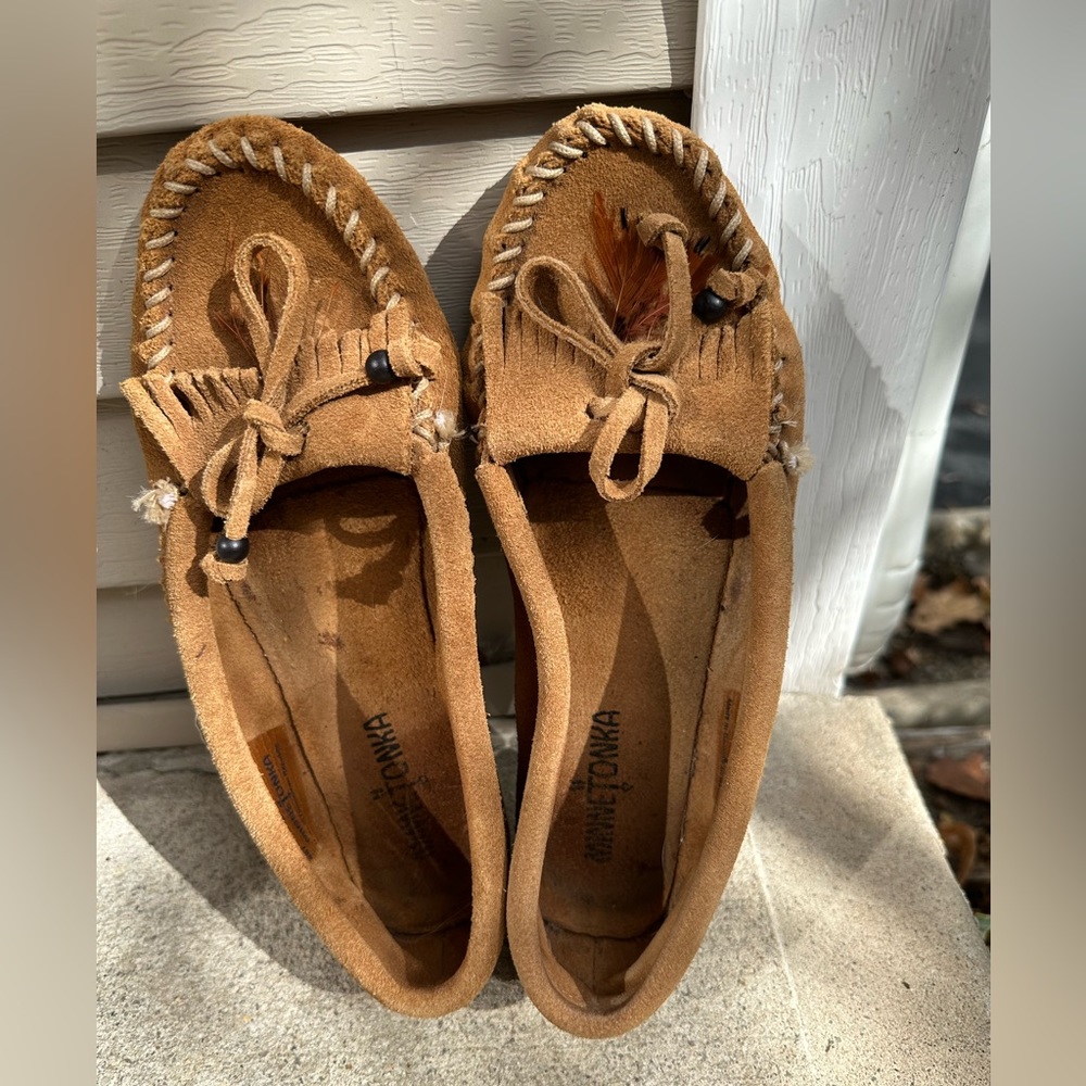 Minnetonka Moccasins- Shoes - Size 8